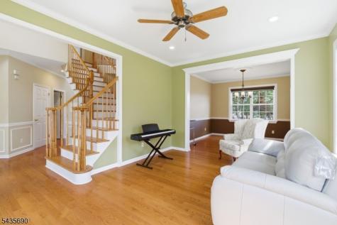 14 Rue Cezanne Franklin NJ 08873
