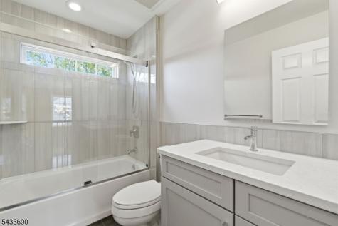 14 Rue Cezanne Franklin NJ 08873