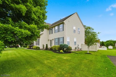 14 Rue Cezanne Franklin NJ 08873