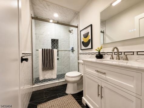 27 Grandview Drive Wayne NJ 07470
