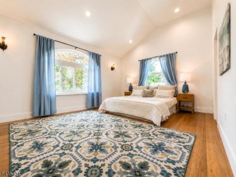 27 Grandview Drive Wayne NJ 07470
