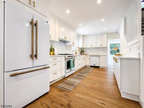 27 Grandview Drive Wayne NJ 07470