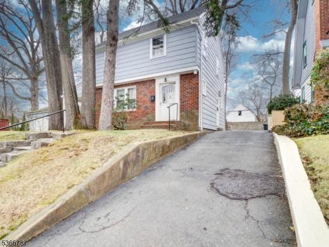 21 Edgewood Road East Orange NJ 07017