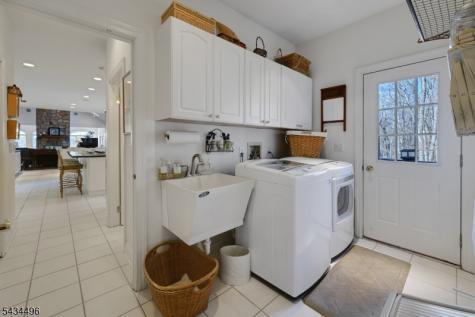 15 Skytop Drive Denville NJ 07834