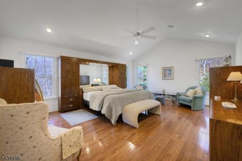 15 Skytop Drive Denville NJ 07834