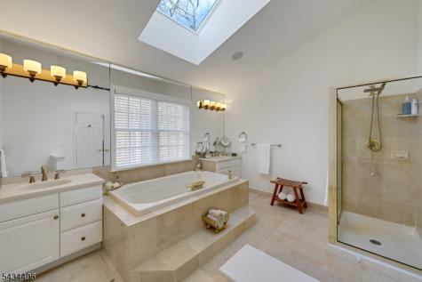 15 Skytop Drive Denville NJ 07834