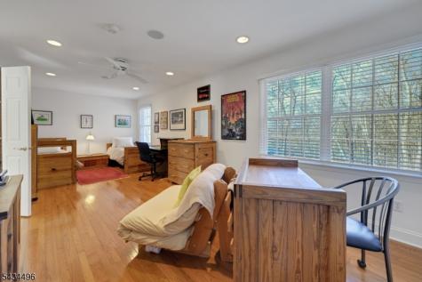 15 Skytop Drive Denville NJ 07834