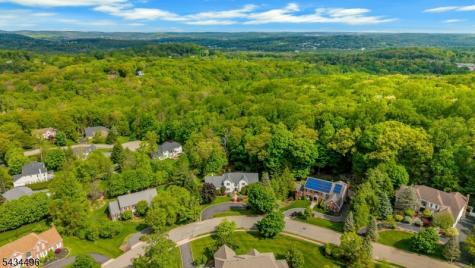 15 Skytop Drive Denville NJ 07834