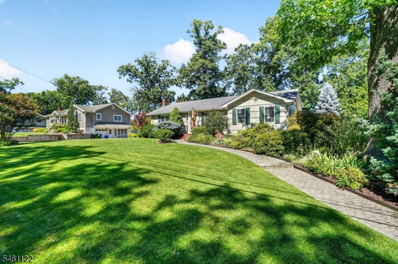 11 Jeffrie Trail Hanover NJ 07981
