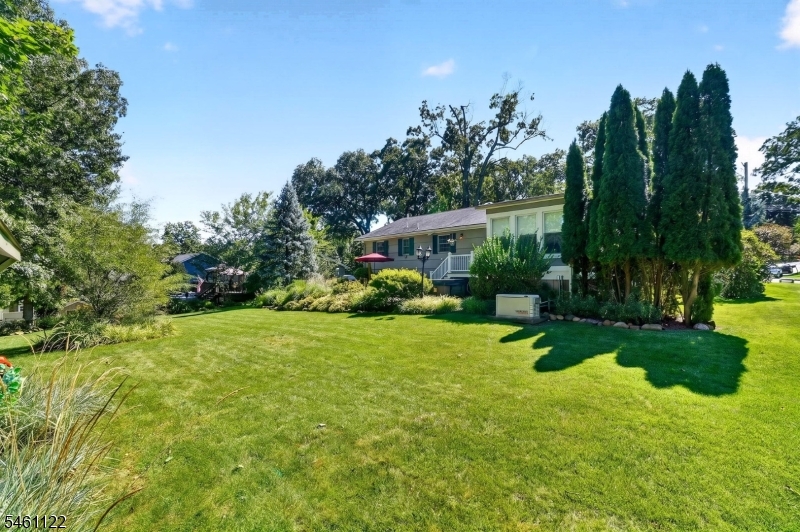 11 Jeffrie Trail Hanover NJ 07981