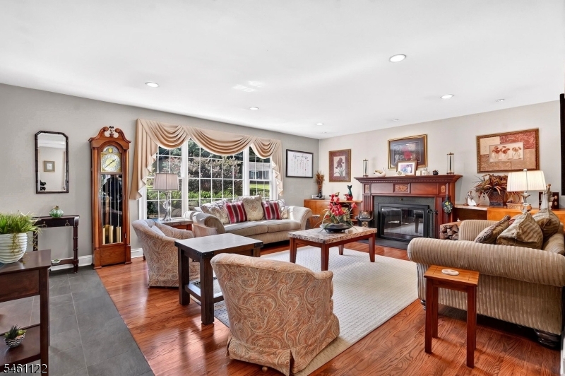 11 Jeffrie Trail Hanover NJ 07981