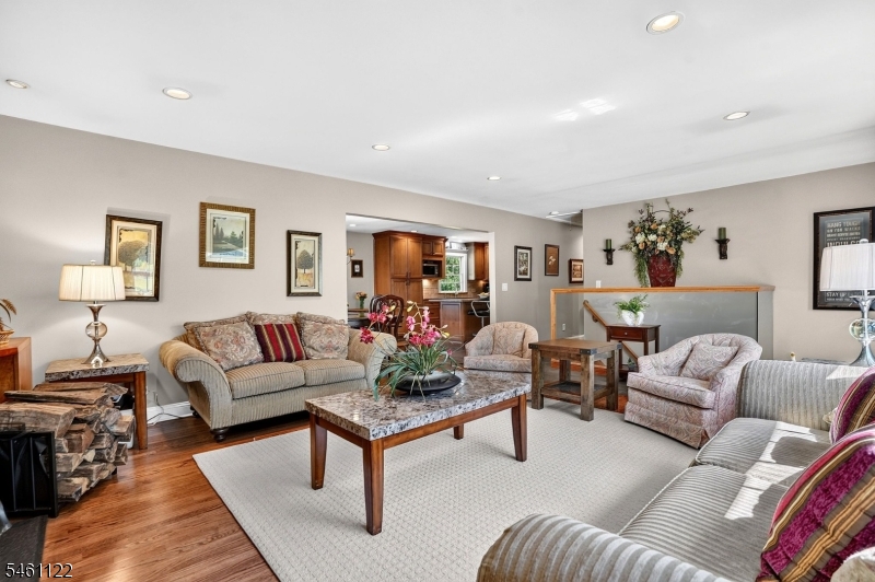 11 Jeffrie Trail Hanover NJ 07981