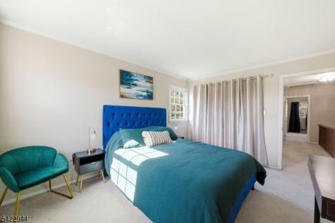 52 Country Squire Way Branchburg NJ 08876