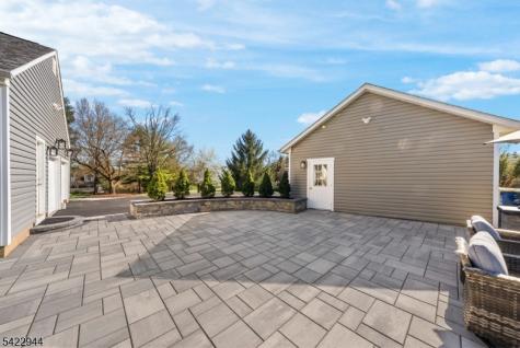52 Country Squire Way Branchburg NJ 08876