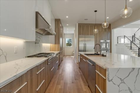 9 Midvale Drive Warren NJ 07059