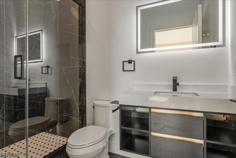 9 Midvale Drive Warren NJ 07059