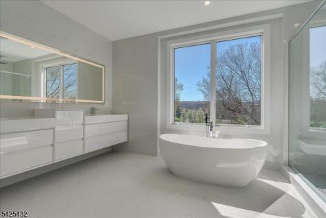9 Midvale Drive Warren NJ 07059