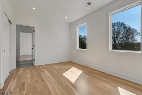9 Midvale Drive Warren NJ 07059
