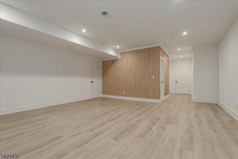 9 Midvale Drive Warren NJ 07059