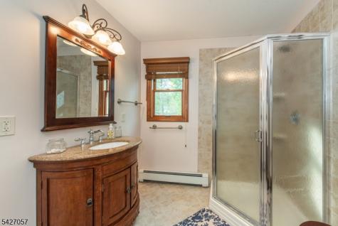 31 Stanley Court North Haledon NJ 07508