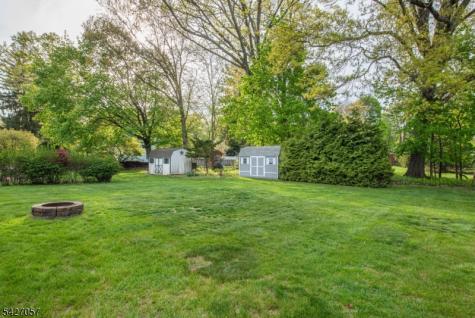 31 Stanley Court North Haledon NJ 07508