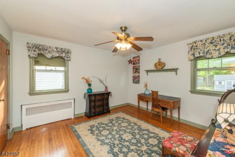 31 Stanley Court North Haledon NJ 07508