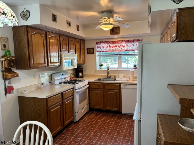 17 Choctaw Ridge Road Branchburg NJ 08876