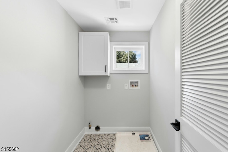 28 Pershing Avenue Cranford NJ 07016