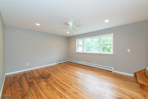 17 Oakwood Avenue Pequannock NJ 07440