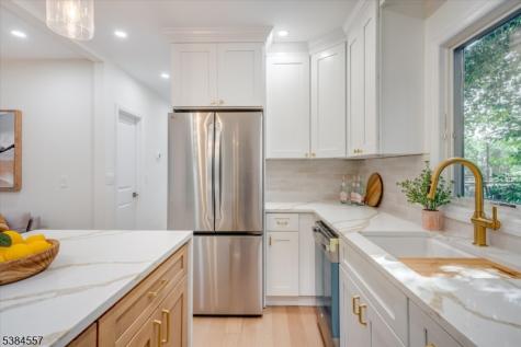 5 Brookside Drive Millburn NJ 07041