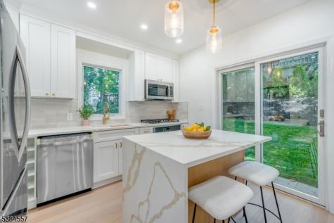 5 Brookside Drive Millburn NJ 07041