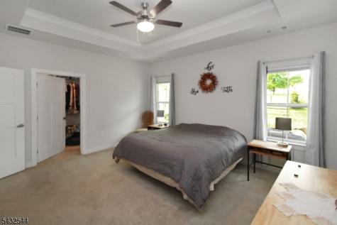 21 Harris Hawk Road Washington NJ 07882