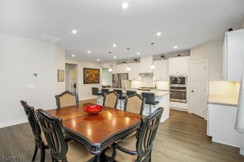 21 Harris Hawk Road Washington NJ 07882