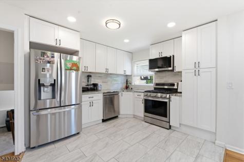 218 Schillaci Lane South Plainfield NJ 07080