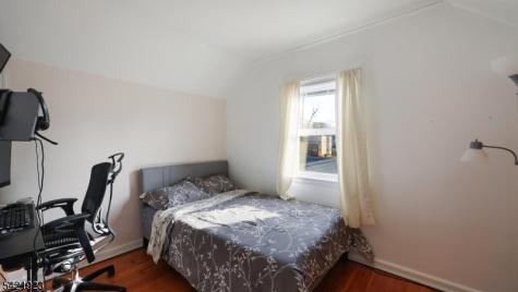 353 E Grant Avenue Roselle Park NJ 07204