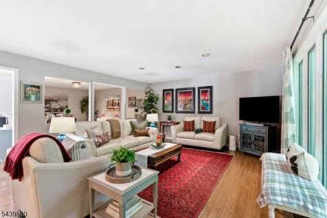 25 Timber Lane Randolph NJ 07869
