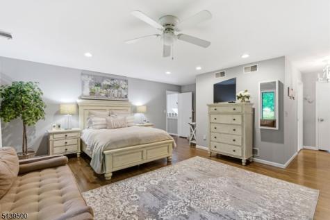 25 Timber Lane Randolph NJ 07869