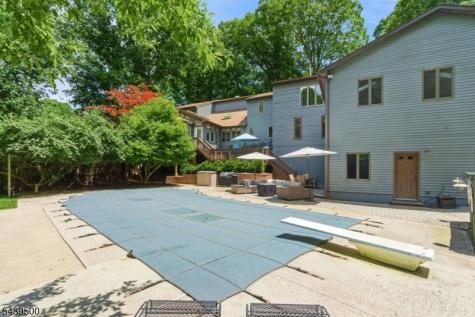 25 Timber Lane Randolph NJ 07869