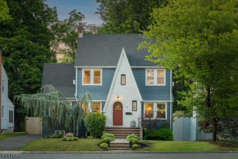 19 Buckingham Road West Orange NJ 07052