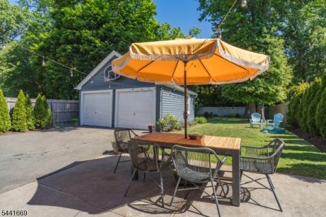 19 Buckingham Road West Orange NJ 07052