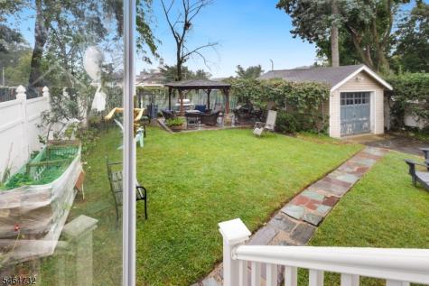 22 Ashwood Terrace West Orange NJ 07052