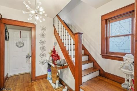 33 Sisco Place Clifton NJ 07011