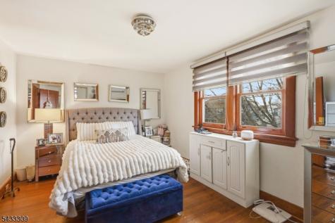 33 Sisco Place Clifton NJ 07011