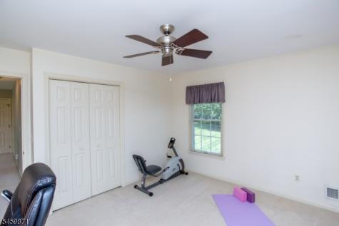 25 Farmhouse Road Alexandria NJ 08848
