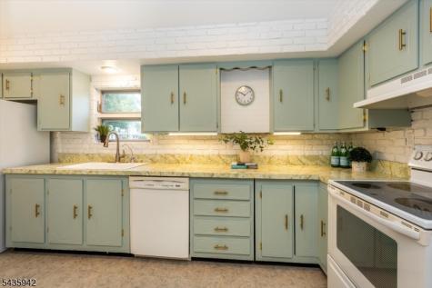 42 Johnson Avenue Bloomfield NJ 07003