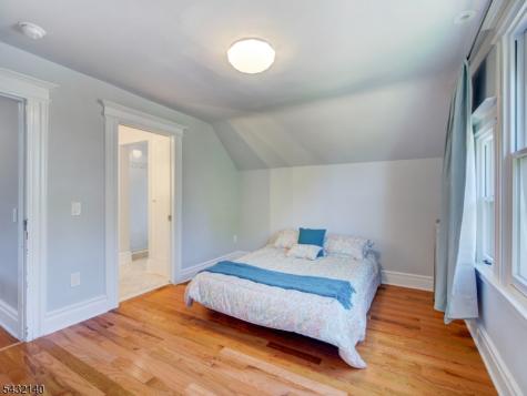521 Belleville Avenue Glen Ridge Boro NJ 07028