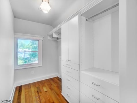 521 Belleville Avenue Glen Ridge Boro NJ 07028