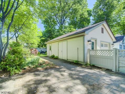 521 Belleville Avenue Glen Ridge Boro NJ 07028