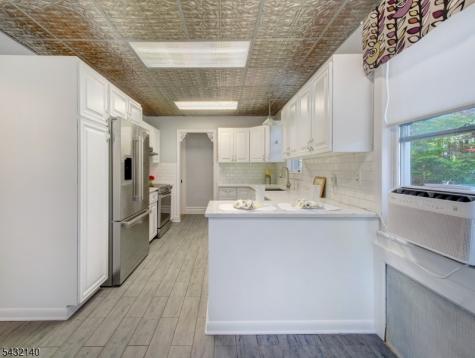521 Belleville Avenue Glen Ridge Boro NJ 07028