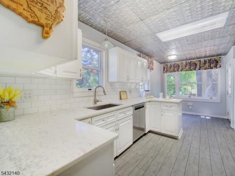 521 Belleville Avenue Glen Ridge Boro NJ 07028